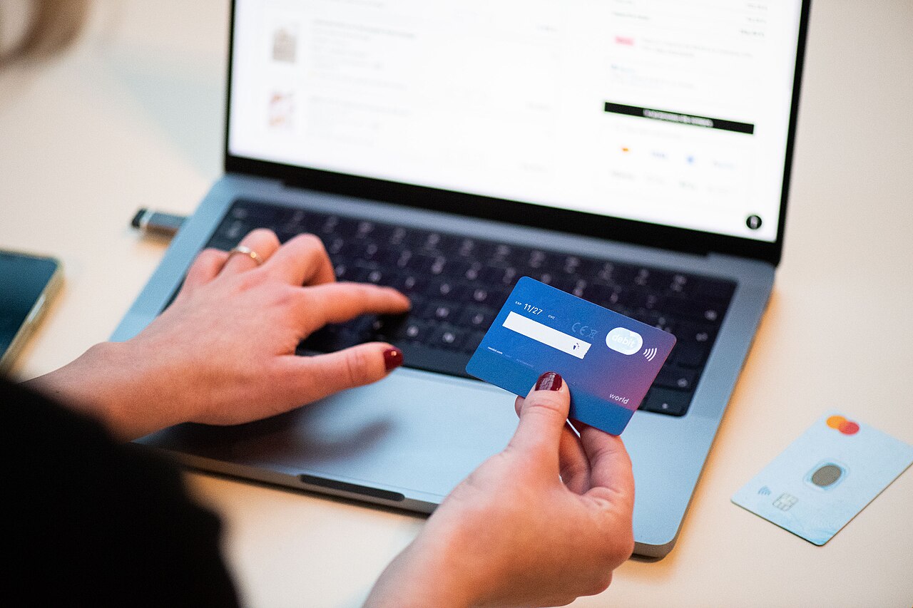 Ekonomi Digital Asia Tenggara Tembus Nilai Fantastis, E-commerce Mendominasi
